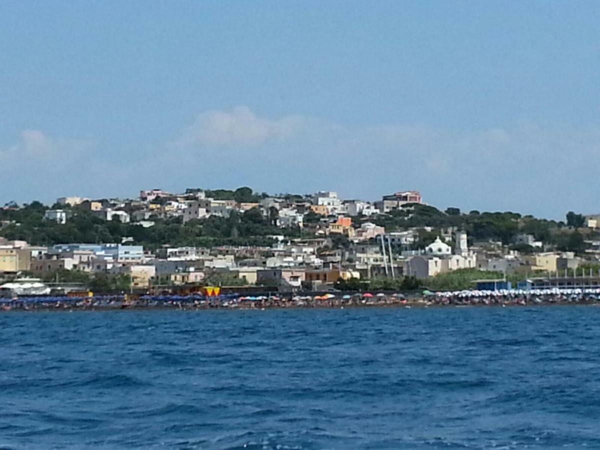Casa Geltrude Al Porto Villa Procida Buitenkant foto