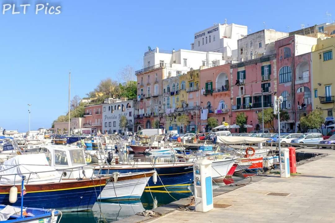 Casa Geltrude Al Porto Villa Procida Buitenkant foto