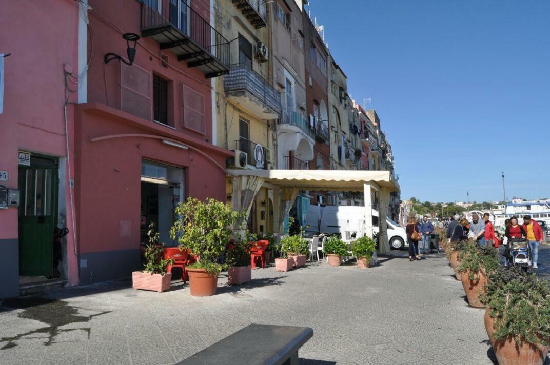Casa Geltrude Al Porto Villa Procida Buitenkant foto